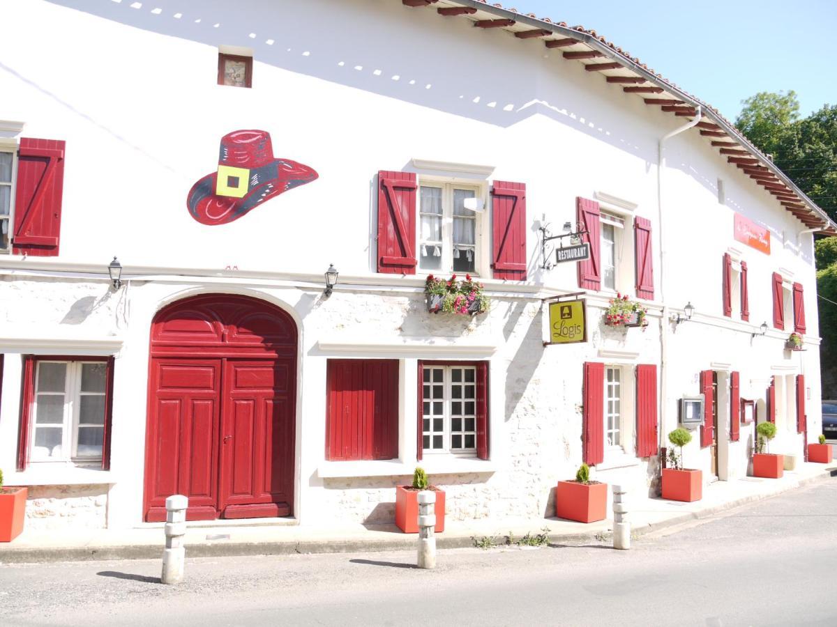 Lusignan Le Chapeau Rouge מראה חיצוני תמונה